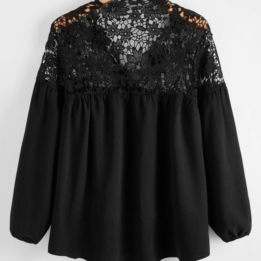 Long sleeve lace blouse